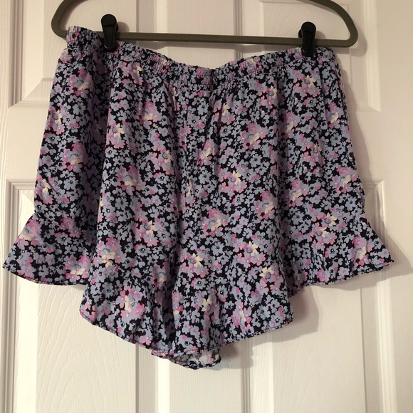 Mossimo Ruffle Floral Shorts - Picture 3 of 4
